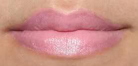** พร้อมส่ง ** NYX Round lipstick LSS595 Strawberry Milk