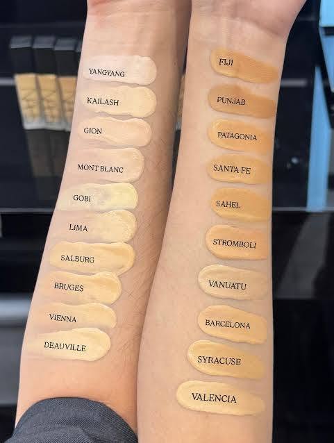 �ٻ�Ҿ���2 �ͧ�Թ��� : Nars Natural Matte Longwear Foundation 30ml �ͧ�������������ٵúҧ�� �����ʤ��������� ���¤���ѹ ��еԴ���ҹ 24 ������� �ҹ��ҧ�֧�٧ ������������֡��ʺ�¼�� ���˹ѡ˹�� ���Դ���º��¹ �����Ӿ�ҧ�٢���� ���ᴧ ��Шش��ҧ�� ����Ǵ��������ͤǺ�����