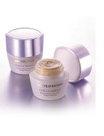 COVERMARK Extra Formula 20g. รองพื้นในดวงใจของใครหลายคนที่ขึ้นชื่อเรื่องความเนียนขั้นเทพ รองพื้นชนิดครีมที่มอบผิวสวยสมบูรณ์แบบ เพื่อผิวเปล่งปลั่งขาวอมชมพู ปกปิดจุดบกพร่องได้อย่างแนบเนียน ให้ผิวสวยเป็นธรรมชาติ เปล่งปลั่ง พร้อมกันแดดด้วยค่า SPF3 COVERMARK Extra Formula 20g. รองพื้นในดวงใจของใครหลายคนที่ขึ้นชื่อเรื่องความเนียนขั้นเทพ รองพื้นชนิดครีมที่มอบผิวสวยสมบูรณ์แบบ เพื่อผิวเปล่งปลั่งขาวอมชมพู ปกปิดจุดบกพร่องได้อย่างแนบเนียน ให้ผิวสวยเป็นธรรมชาติ เปล่งปลั่ง พร้อมกันแดดด้วยค่า SPF3