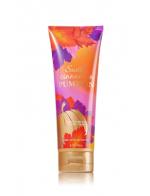 Bath & Body Works Sweet Cinnamon Pumpkin 24 Hour Moisture Ultra Shea Body Cream 226g. บอดี้ครีมถนอมผิวกลิ่นหอมติดผิวกายนานตลอดวัน กลิ่นหอมของชินนามอน กับฟักทอง ผสมกันให้กลิ่นเห Bath & Body Works Sweet Cinnamon Pumpkin 24 Hour Moisture Ultra Shea Body Cream 226g. บอดี้ครีมถนอมผิวกลิ่นหอมติดผิวกายนานตลอดวัน กลิ่นหอมของชินนามอน กับฟักทอง ผสมกันให้กลิ่นเห