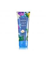 Bath & Body Works Moonlight Path 24 Hour Moisture Ultra Shea Body Cream 226g. บอดี้ครีมถนอมผิวกลิ่นหอมติดผิวกายนานตลอดวัน กลิ่นนี้จะอ่อนๆ ละมุนๆ เบาๆ เหมือนกลิ่นครีมอ่อนๆ ธรรมชาติค่ะเหมาะสำหรับคนที่ไม่ชอบกลิ่นฉุน แต่ต้องการให้กลิ่นติดทนค่ะ Bath & Body Works Moonlight Path 24 Hour Moisture Ultra Shea Body Cream 226g. บอดี้ครีมถนอมผิวกลิ่นหอมติดผิวกายนานตลอดวัน กลิ่นนี้จะอ่อนๆ ละมุนๆ เบาๆ เหมือนกลิ่นครีมอ่อนๆ ธรรมชาติค่ะเหมาะสำหรับคนที่ไม่ชอบกลิ่นฉุน แต่ต้องการให้กลิ่นติดทนค่ะ