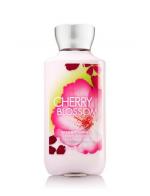 Bath & Body Works Cherry Blossom Shea & Vitamin E Body Lotion 236 ml. โลชั่นบำรุงผิวสุดพิเศษ กลิ่นนี้จะมีความหอมดอกไม้นานาชนิด ผสมกับกลิ่นวนิลาได้อย่างลงตัว ลักษณะเด่นจะหอมนุ่มๆ และมีกลิ่นอ่อนของดอกไม้ตามทีหลัง หากใครไม่ชอบกลิ่นฉุน Bath & Body Works Cherry Blossom Shea & Vitamin E Body Lotion 236 ml. โลชั่นบำรุงผิวสุดพิเศษ กลิ่นนี้จะมีความหอมดอกไม้นานาชนิด ผสมกับกลิ่นวนิลาได้อย่างลงตัว ลักษณะเด่นจะหอมนุ่มๆ และมีกลิ่นอ่อนของดอกไม้ตามทีหลัง หากใครไม่ชอบกลิ่นฉุน