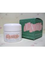 LA MER Creame de la Mer Moisturizing Cream ไซส์ทดลอง 7 ml. มอยเจอร์ครีมเข้มข้น ให้ความชุ่มชื่นพิเศษ ช่วยให้เส้นริ้วและริ้วรอยลดเลือนลง ผิวแลดูกระชับ รูขุมขนดูจางลง ผิวแลดูอ่อนเยาว์ขึ้น กระจ่างใส เปล่งประกายผิวสุขภาพดี  LA MER Creame de la Mer Moisturizing Cream ไซส์ทดลอง 7 ml. มอยเจอร์ครีมเข้มข้น ให้ความชุ่มชื่นพิเศษ ช่วยให้เส้นริ้วและริ้วรอยลดเลือนลง ผิวแลดูกระชับ รูขุมขนดูจางลง ผิวแลดูอ่อนเยาว์ขึ้น กระจ่างใส เปล่งประกายผิวสุขภาพดี