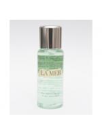 LA MER The Cleansing Gel ขนาดทดลอง 30 ml.  เจลทำความสะอาดผิวหน้าสูตรอ่อนโยน ลาแมร์ ช่วยทำความสะอาดผิวจากสิ่งสกปรก ความมันส่วนเกินบนใบหน้า โดยไม่ทำให้เกิดความแห้งตึง ผิวแลดูสะอาด สดใส แลดูเปล่งประกาย สุขภาพผิวดี เหมาะสำหรับผิวมันถึงผิวผสม LA MER The Cleansing Gel ขนาดทดลอง 30 ml.  เจลทำความสะอาดผิวหน้าสูตรอ่อนโยน ลาแมร์ ช่วยทำความสะอาดผิวจากสิ่งสกปรก ความมันส่วนเกินบนใบหน้า โดยไม่ทำให้เกิดความแห้งตึง ผิวแลดูสะอาด สดใส แลดูเปล่งประกาย สุขภาพผิวดี เหมาะสำหรับผิวมันถึงผิวผสม