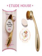 **พร้อมส่ง**Etude House My Beauty Tool Secret Face Brush 121 Skin แปรงเกลี่ยรองพื้น 2 หัว เพื่อการลงรองพื้นที่สมบูรณ์แบบ ด้วยการออกแบบมาให้รับกับใบหน้า สามารถเข้าถึงได้แม้จุดที่เข้าถึงได้ยาก อย่างบริเวณจมูก ปาก ใต้ตา โดยที่ไม่ทำให้รองพื้นเป็นคราบ หรือเป็น **พร้อมส่ง**Etude House My Beauty Tool Secret Face Brush 121 Skin แปรงเกลี่ยรองพื้น 2 หัว เพื่อการลงรองพื้นที่สมบูรณ์แบบ ด้วยการออกแบบมาให้รับกับใบหน้า สามารถเข้าถึงได้แม้จุดที่เข้าถึงได้ยาก อย่างบริเวณจมูก ปาก ใต้ตา โดยที่ไม่ทำให้รองพื้นเป็นคราบ หรือเป็น