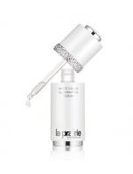 La Prairie White Caviar Illuminating Serum ขนาดทดลอง 5 ml. เซรั่มเนื้อบางเบาที่จะช่วยลดเลือนจุดด่างดำ พร้อมทั้งป้องกันยับยั้งการเกิดจุดด่างดำ โทนสีผิวที่ไม่สม่ำเสมอ กระตุ้นการเกิดใหม่ของเซลล์ผิวใหม่ที่สดใสกว่าเดิม ในขณะเดียวกันก็ยังช่วยบำรุงให้ผ La Prairie White Caviar Illuminating Serum ขนาดทดลอง 5 ml. เซรั่มเนื้อบางเบาที่จะช่วยลดเลือนจุดด่างดำ พร้อมทั้งป้องกันยับยั้งการเกิดจุดด่างดำ โทนสีผิวที่ไม่สม่ำเสมอ กระตุ้นการเกิดใหม่ของเซลล์ผิวใหม่ที่สดใสกว่าเดิม ในขณะเดียวกันก็ยังช่วยบำรุงให้ผ
