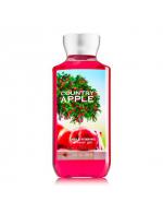 Bath & Body Works Country Apple Shea & Vitamin E Shower Gel 295ml. เจลอาบน้ำกลิ่นหอมติดกายนานตลอดวัน กลิ่นนี้จะหอมแอปเปิ้ลผสมกลิ่นโยเกิร์ต กลิ่นคล้ายซูกัสเม็ดสีเขียว หอมหวานซ่อนเปรี้ยว น่ารักซนๆ และให้ความรู้สึกสดชื่นมากค่ะเป็นกลิ่นยอด Bath & Body Works Country Apple Shea & Vitamin E Shower Gel 295ml. เจลอาบน้ำกลิ่นหอมติดกายนานตลอดวัน กลิ่นนี้จะหอมแอปเปิ้ลผสมกลิ่นโยเกิร์ต กลิ่นคล้ายซูกัสเม็ดสีเขียว หอมหวานซ่อนเปรี้ยว น่ารักซนๆ และให้ความรู้สึกสดชื่นมากค่ะเป็นกลิ่นยอด