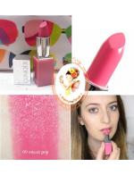 CLINIQUE Pop Lip Colour and Primer #09 Sweet Pop ขนาดทดลอง 2.3g. ลิปสติกสีชมพูหวาน คมชัด ริมฝีปากเรียบเนียนในแท่งเดียว ส่วนผสมที่มีความชุ่มชื่น ไม่ทำให้ริมปากแห้ง และยังช่วยให้สีของลิปสติกไม่ซีดจางและติดทนยาวนาน เนื้อลิปเนียนนุ่ม บางเบา ให้สีช CLINIQUE Pop Lip Colour and Primer #09 Sweet Pop ขนาดทดลอง 2.3g. ลิปสติกสีชมพูหวาน คมชัด ริมฝีปากเรียบเนียนในแท่งเดียว ส่วนผสมที่มีความชุ่มชื่น ไม่ทำให้ริมปากแห้ง และยังช่วยให้สีของลิปสติกไม่ซีดจางและติดทนยาวนาน เนื้อลิปเนียนนุ่ม บางเบา ให้สีช
