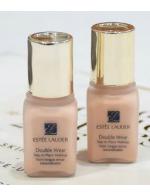 ESTEE LAUDER Double Wear Stay In Place Makeup SPF 10 PA++ ขนาดทดลอง 7 ml. สี 1C1 Cool Bone เหมาะสำหรับผิวขาวอมชมพู แพคเกจขวดแก้วเหมือนไซส์จริง รองพื้นสำหรับคนหน้ามัน เน้นเรื่องการควบคุมความมันและปกปิด เนื้อกึ่งแมท ปกปิดดีมาก ช่วยปรับผิวให้เรีย ESTEE LAUDER Double Wear Stay In Place Makeup SPF 10 PA++ ขนาดทดลอง 7 ml. สี 1C1 Cool Bone เหมาะสำหรับผิวขาวอมชมพู แพคเกจขวดแก้วเหมือนไซส์จริง รองพื้นสำหรับคนหน้ามัน เน้นเรื่องการควบคุมความมันและปกปิด เนื้อกึ่งแมท ปกปิดดีมาก ช่วยปรับผิวให้เรีย