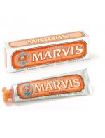 MARVIS Ginger Mint Toothpaste 75ml. (หลอดสีส้ม) ยาสีฟันชั้นเลิศจากอิตาลี สูตรหอมสดชื่นจากหอมขิงและมิ้นท์ ความสดชื่นที่รังสรรค์อย่างประณีตด้วยวัตถุดิบที่ให้ความเผ็ดร้อนอย่างเช่น ขิง ที่ให้ความแปลกใหม่ด้วยรสชาติ พร้อมกระตุ้นให้สดชื่นรับวันใหม่ มอบ