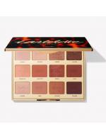 Tarte Tartelette Toasted Eyeshadow Palette พาเลทโทนสีร้อนแรง สีทอง สีน้ำตาล สีทองแดงส้มให้ความอบอุ่นร้อนๆ พร้อมแพ็คเกจที่ร้อนแบบฉุดไม่อยู่ ในพาเลทมี 12 เฉดสี มีทั้งเนื้อแมทและชิมเมอร์ เม็ดสีแน่น สีติดทน  Tarte Tartelette Toasted Eyeshadow Palette พาเลทโทนสีร้อนแรง สีทอง สีน้ำตาล สีทองแดงส้มให้ความอบอุ่นร้อนๆ พร้อมแพ็คเกจที่ร้อนแบบฉุดไม่อยู่ ในพาเลทมี 12 เฉดสี มีทั้งเนื้อแมทและชิมเมอร์ เม็ดสีแน่น สีติดทน
