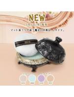 Anna Sui Loose Powder (Case+Refill 17 g.) แอนนา ซุย ลูซส์ พาวเดอร์ แป้งฝุ่นในแพคเกจกระปุกเจ้าหญิง พร้อมพัฟนุ่มฟูสีขาว และมีกลิ่นกุหลาบอ่อนๆ สไตล์ Anna Sui ช่วยปรับใบหน้าของคุณให้โดดเด่นในขั้นตอนสุดท้าย เนื้อแป้งบางเบาที่มีส่วนผสมพิเศษช่วยในการ Anna Sui Loose Powder (Case+Refill 17 g.) แอนนา ซุย ลูซส์ พาวเดอร์ แป้งฝุ่นในแพคเกจกระปุกเจ้าหญิง พร้อมพัฟนุ่มฟูสีขาว และมีกลิ่นกุหลาบอ่อนๆ สไตล์ Anna Sui ช่วยปรับใบหน้าของคุณให้โดดเด่นในขั้นตอนสุดท้าย เนื้อแป้งบางเบาที่มีส่วนผสมพิเศษช่วยในการ