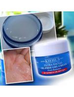 Kiehl's Ultra Facial Oil-Free Gel Creamขนาดทดลอง 7ml. เจลลดความมันสูตรพิเศษสำหรับผิวหน้า เป็นโลชั่นให้ความชุ่มชื้นที่บางเบา ช่วยลดความมันส่วนเกินบนใบหน้าอย่างเห็นได้ชัด ทำให้ผิวเปล่งประกายสดใสและดูมีความสมดุล ไม่มีน้ำมัน ไม่มีพาราเบน Kiehl's Ultra Facial Oil-Free Gel Creamขนาดทดลอง 7ml. เจลลดความมันสูตรพิเศษสำหรับผิวหน้า เป็นโลชั่นให้ความชุ่มชื้นที่บางเบา ช่วยลดความมันส่วนเกินบนใบหน้าอย่างเห็นได้ชัด ทำให้ผิวเปล่งประกายสดใสและดูมีความสมดุล ไม่มีน้ำมัน ไม่มีพาราเบน
