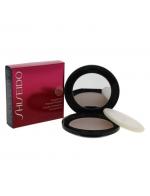 Shiseido Translucent Pressed Powder 7 g. แป้งฝุ่นอัดแข็งเนียนละเอียดเนื้อโปร่งแสงเหมาะกับทุกโทนสีผิว ให้รองพื้นติดทนนาน และให้ความชุ่มชื้นกับผิว สามารถใช้เติมแต่งระหว่างวัน เพื่อให้ผิวกระจ่างใส โดยไม่ทำให้สีของเมคอัพเดิมลบเลือนลง Shiseido Translucent Pressed Powder 7 g. แป้งฝุ่นอัดแข็งเนียนละเอียดเนื้อโปร่งแสงเหมาะกับทุกโทนสีผิว ให้รองพื้นติดทนนาน และให้ความชุ่มชื้นกับผิว สามารถใช้เติมแต่งระหว่างวัน เพื่อให้ผิวกระจ่างใส โดยไม่ทำให้สีของเมคอัพเดิมลบเลือนลง