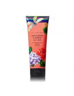 Bath & Body Works Wild Rose & Apple Ultra Shea Body Cream 226 g. ครีมบำรุงผิวสุดเข้มข้น มีกลิ่นหอมติดทนนาน ด้วยกลิ่นหอมโทนกลิ่นดอกไม้ผสมผลไม้ ด้วยกลิ่นของน้ำมันดอกกุหลาบบริสุทธิ์จากธรรมชาติ, ดอกโบตั๋นสีชมพู, แอปเปิ้ล และมัสค์นุ่มๆ ทำให Bath & Body Works Wild Rose & Apple Ultra Shea Body Cream 226 g. ครีมบำรุงผิวสุดเข้มข้น มีกลิ่นหอมติดทนนาน ด้วยกลิ่นหอมโทนกลิ่นดอกไม้ผสมผลไม้ ด้วยกลิ่นของน้ำมันดอกกุหลาบบริสุทธิ์จากธรรมชาติ, ดอกโบตั๋นสีชมพู, แอปเปิ้ล และมัสค์นุ่มๆ ทำให