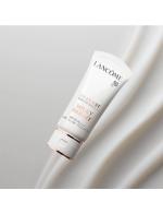 Lancome UV Expert Youth Shield Milky Bright SPF 50 PA++++ 30 ml. กันแดดเนื้อน้ำนม สูตรปรับปรุงใหม่ มีเนื้อที่เข้มข้นทว่าบางเบา เรียบลื่น เหมาะสำหรับทุกสภาพผิว แม้ผิวบอบบางแพ้ง่าย ผสานส่วนผสมสำคัญชนิดใหม่ในการฟื้นบำรุงผิวพร้อมคุณสมบัติแอนติออกซ Lancome UV Expert Youth Shield Milky Bright SPF 50 PA++++ 30 ml. กันแดดเนื้อน้ำนม สูตรปรับปรุงใหม่ มีเนื้อที่เข้มข้นทว่าบางเบา เรียบลื่น เหมาะสำหรับทุกสภาพผิว แม้ผิวบอบบางแพ้ง่าย ผสานส่วนผสมสำคัญชนิดใหม่ในการฟื้นบำรุงผิวพร้อมคุณสมบัติแอนติออกซ