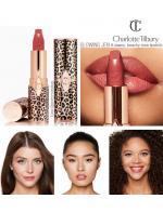 **พร้อมส่ง**Charlotte Tilbury Hot Lips 2 Lipstick 3.5 g. #Glowing Jen (ใกล้เคียงสี Stoned Rose) ลิปสติกรุ่นใหม่ ที่ปรับปรุงมาจากรุ่นขายดีรุ่นเดิม ด้วยพิกเมนท์สีที่แน่น เพิ่มมิติของสีสันให้ดูโกล์ว เงา ระดับ 3D ช่วยให้ปากดูอวบอิ่ม ชุ่มชื่นขึ้น พร้อมบำรุงริม
