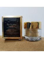 ESTEE LAUDER RE-NUTRIV Ultimate Diamond Transformative Eye Creme ขนาดทดลอง 5 ml. ครีมลดเลือนริ้วรอยรอบดวงตา เพิ่มความชุ่มชื่น ร่องผิวรอบดวงตาตื้น เรียบเนียน กระชับขึ้น คืนความ สดใส มีชีวิตชีวา เปล่งประกายอ่อนเยาว์ และเปล่งประกายด้วยคุณค่าอันแส ESTEE LAUDER RE-NUTRIV Ultimate Diamond Transformative Eye Creme ขนาดทดลอง 5 ml. ครีมลดเลือนริ้วรอยรอบดวงตา เพิ่มความชุ่มชื่น ร่องผิวรอบดวงตาตื้น เรียบเนียน กระชับขึ้น คืนความ สดใส มีชีวิตชีวา เปล่งประกายอ่อนเยาว์ และเปล่งประกายด้วยคุณค่าอันแส