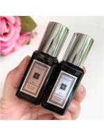 Jo Malone London Oud & Bergamot Cologne Intense ขนาดทดลอง 9 ml. ขวดสีดำ โคโลญจน์  กลิ่นหอมแห่งวัฒนธรรม เปล่งประกายสว่างไสว ชัดเจน และสดชื่นในโน๊ตแรกด้วยเบอร์กาม็อตและ ผิวส้ม น่าลุ่มหลง ทรงเสน่ห์ Jo Malone London Oud & Bergamot Cologne Intense ขนาดทดลอง 9 ml. ขวดสีดำ โคโลญจน์  กลิ่นหอมแห่งวัฒนธรรม เปล่งประกายสว่างไสว ชัดเจน และสดชื่นในโน๊ตแรกด้วยเบอร์กาม็อตและ ผิวส้ม น่าลุ่มหลง ทรงเสน่ห์