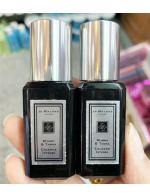 Jo Malone London Myrrh & Tonka Cologne Intense ขนาดทดลอง 9 ml. ขวดสีดำ โคโลญจน์ แนวกลิ่น Floral Fruity หอมหวานสง่างาม ชวนลุ่มหลง ผสมผสานอย่างลงตัวไม่เลี่ยนจนเกินไป สัมผัสถึงความสุขเสมือนอยู่กลางทิวทุ่งดอกลาเวนเดอร์ กลิ่นสดชื่นผ่อนคลาย จากต Jo Malone London Myrrh & Tonka Cologne Intense ขนาดทดลอง 9 ml. ขวดสีดำ โคโลญจน์ แนวกลิ่น Floral Fruity หอมหวานสง่างาม ชวนลุ่มหลง ผสมผสานอย่างลงตัวไม่เลี่ยนจนเกินไป สัมผัสถึงความสุขเสมือนอยู่กลางทิวทุ่งดอกลาเวนเดอร์ กลิ่นสดชื่นผ่อนคลาย จากต