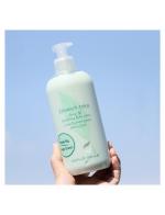 Elizabeth Arden Green Tea Refreshing Body Lotion 500 ml. (หัวปั๊ม) โลชั่นบำรุงผิว ที่จะช่วยบำรุงผิวของคุณให้เนียนนุ่ม ชุ่มชื้น พร้อมมอบพลังสดชื่นให้กับคุณด้วยกลิ่นหอมอ่อนๆ ของ Green Tea ซึ่งเป็นเอกลักษณ์เฉพาะตัวจาก Elizabeth Arden จะทำให้คุณรู้สึกสดชื่นแล Elizabeth Arden Green Tea Refreshing Body Lotion 500 ml. (หัวปั๊ม) โลชั่นบำรุงผิว ที่จะช่วยบำรุงผิวของคุณให้เนียนนุ่ม ชุ่มชื้น พร้อมมอบพลังสดชื่นให้กับคุณด้วยกลิ่นหอมอ่อนๆ ของ Green Tea ซึ่งเป็นเอกลักษณ์เฉพาะตัวจาก Elizabeth Arden จะทำให้คุณรู้สึกสดชื่นแล