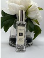 Jo Malone London English Pear & Sweet Pea Cologne 30 ml. (ไม่มีกล่อง) สัมผัสกลิ่นหอมใหม่ English Pear & Sweet Pea กลิ่นหอมที่มอบจินตนาการ ถึงสวนผลไม้ภายใต้แสงแดดอันอบอุ่นที่ปลุกชีวิตชีวาของฤดูใบไม้ผลิให้ตื่นขึ้น เมื่อลูกแพร์สีเขียวน่าลิ้มลองปรากฏข Jo Malone London English Pear & Sweet Pea Cologne 30 ml. (ไม่มีกล่อง) สัมผัสกลิ่นหอมใหม่ English Pear & Sweet Pea กลิ่นหอมที่มอบจินตนาการ ถึงสวนผลไม้ภายใต้แสงแดดอันอบอุ่นที่ปลุกชีวิตชีวาของฤดูใบไม้ผลิให้ตื่นขึ้น เมื่อลูกแพร์สีเขียวน่าลิ้มลองปรากฏข