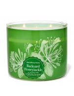 Bath & Body Works Backyard Honeysuckle 3-Wick Candle 411 g. เทียนหอมสุดพิเศษ ขนาดใหญ่ มี 3 ไส้เทียน กระจายกลิ่นหอมได้ทั่วห้อง กลิ่นหอมดั่งเดินเล่นอยู่ในสวนช่วงต้นฤดูร้อน ด้วยกลิ่นสดใสจากฮันนี่ซักเคิลหรือดอกสายน้ำผึ้ง หอมอบอวลล่องลอยชวนฝัน ผสานกลิ่นหอม Bath & Body Works Backyard Honeysuckle 3-Wick Candle 411 g. เทียนหอมสุดพิเศษ ขนาดใหญ่ มี 3 ไส้เทียน กระจายกลิ่นหอมได้ทั่วห้อง กลิ่นหอมดั่งเดินเล่นอยู่ในสวนช่วงต้นฤดูร้อน ด้วยกลิ่นสดใสจากฮันนี่ซักเคิลหรือดอกสายน้ำผึ้ง หอมอบอวลล่องลอยชวนฝัน ผสานกลิ่นหอม
