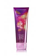 Bath & Body Works Twilight Woods 24 Hour Moisture Ultra Shea Body Cream 226g. ครีมบำรุงผิวสุดเข้มข้น มีกลิ่นหอมติดทนนาน กลิ่นหอมนุ่มๆประมาณวนิลลาอ่อนๆ ที่ลึกลับเย้ายวนน่าค้นหา เป็นวนิลลาที่หอมสดชื่นไม่เลี่ยนค่ะ  Bath & Body Works Twilight Woods 24 Hour Moisture Ultra Shea Body Cream 226g. ครีมบำรุงผิวสุดเข้มข้น มีกลิ่นหอมติดทนนาน กลิ่นหอมนุ่มๆประมาณวนิลลาอ่อนๆ ที่ลึกลับเย้ายวนน่าค้นหา เป็นวนิลลาที่หอมสดชื่นไม่เลี่ยนค่ะ