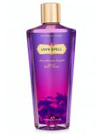 Victoria's Secret Love Spell Daily Body Wash 250 ml. *รุ่น Fantasies กลิ่นนี้จะเป็นกลิ่นหอมคล้ายซูกัส ออกเปรี้ยวซนและหวานหอมลงตัว มีส่วนผสมของกลิ่นลูกพีช/มะลิขาว/และดอกซากุระ ได้กลิ่นแล้วเป็นต้องหลงเสน่ห์ ในแบบสาวน้อยน่ารัก Victoria's Secret Love Spell Daily Body Wash 250 ml. *รุ่น Fantasies กลิ่นนี้จะเป็นกลิ่นหอมคล้ายซูกัส ออกเปรี้ยวซนและหวานหอมลงตัว มีส่วนผสมของกลิ่นลูกพีช/มะลิขาว/และดอกซากุระ ได้กลิ่นแล้วเป็นต้องหลงเสน่ห์ ในแบบสาวน้อยน่ารัก