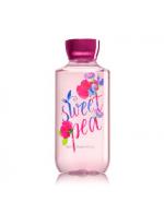 Bath & Body Works Sweet Pea Shea & Vitamin E Shower Gel 295ml. เจลอาบน้ำ กลิ่นดอกสวีทพี หอมหวานสดใส คล้ายเยลลี่สีชมพูในถ้วยใส ด้วยความหอมน่ารักสดใสซุกซน ทำให้กลิ่นนี้เป็นที่ติดใจของสาวๆวัยรุ่นจนยากจะเปลี่ยนใจเลยค่ะ Bath & Body Works Sweet Pea Shea & Vitamin E Shower Gel 295ml. เจลอาบน้ำ กลิ่นดอกสวีทพี หอมหวานสดใส คล้ายเยลลี่สีชมพูในถ้วยใส ด้วยความหอมน่ารักสดใสซุกซน ทำให้กลิ่นนี้เป็นที่ติดใจของสาวๆวัยรุ่นจนยากจะเปลี่ยนใจเลยค่ะ