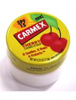 CARMEX Cherry Lip Balm spf15 7.5g ลิปปาล์มที่ช่วยป้องกันแสงแดดด้วย SPF 15 ช่วยให้ริมฝีปากไม่หมองคล้ำ อีกทั้งยังช่วยให้ริมฝีปากชุ่มชื้น ไม่เปนขลุยช่วยกักเก็บความชุ่มชื้นของริมฝีปากไว้และยังให้รสหวานของเชอรี่ใช้แล้วทำให้รู้สึกสดชื่นสดใส  CARMEX Cherry Lip Balm spf15 7.5g ลิปปาล์มที่ช่วยป้องกันแสงแดดด้วย SPF 15 ช่วยให้ริมฝีปากไม่หมองคล้ำ อีกทั้งยังช่วยให้ริมฝีปากชุ่มชื้น ไม่เปนขลุยช่วยกักเก็บความชุ่มชื้นของริมฝีปากไว้และยังให้รสหวานของเชอรี่ใช้แล้วทำให้รู้สึกสดชื่นสดใส